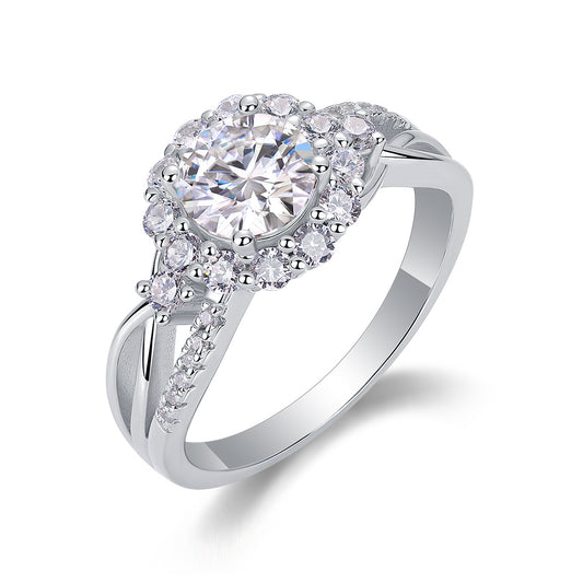 Snow Lotus - A Fashionable And Luxurious Jewelry Piece Set With 2-carat Moissanite S925 Sterling Silver And Platinum-plated Diamond